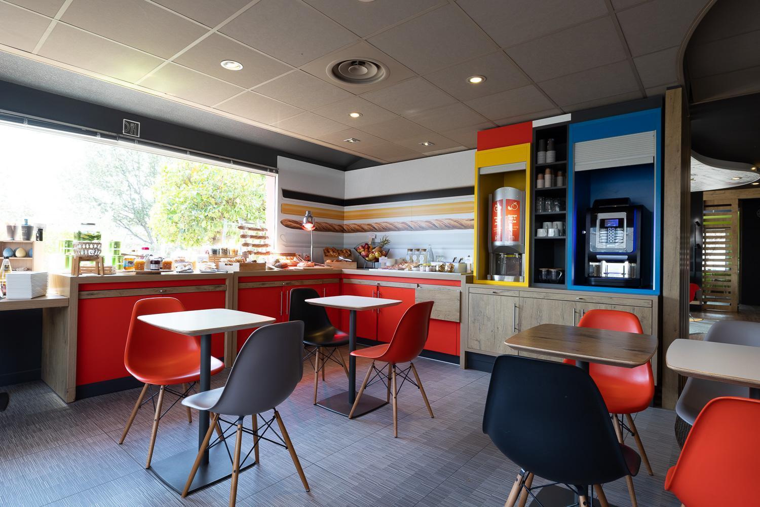 Ibis Perpignan Sud Saint Charles Hotel Екстериор снимка